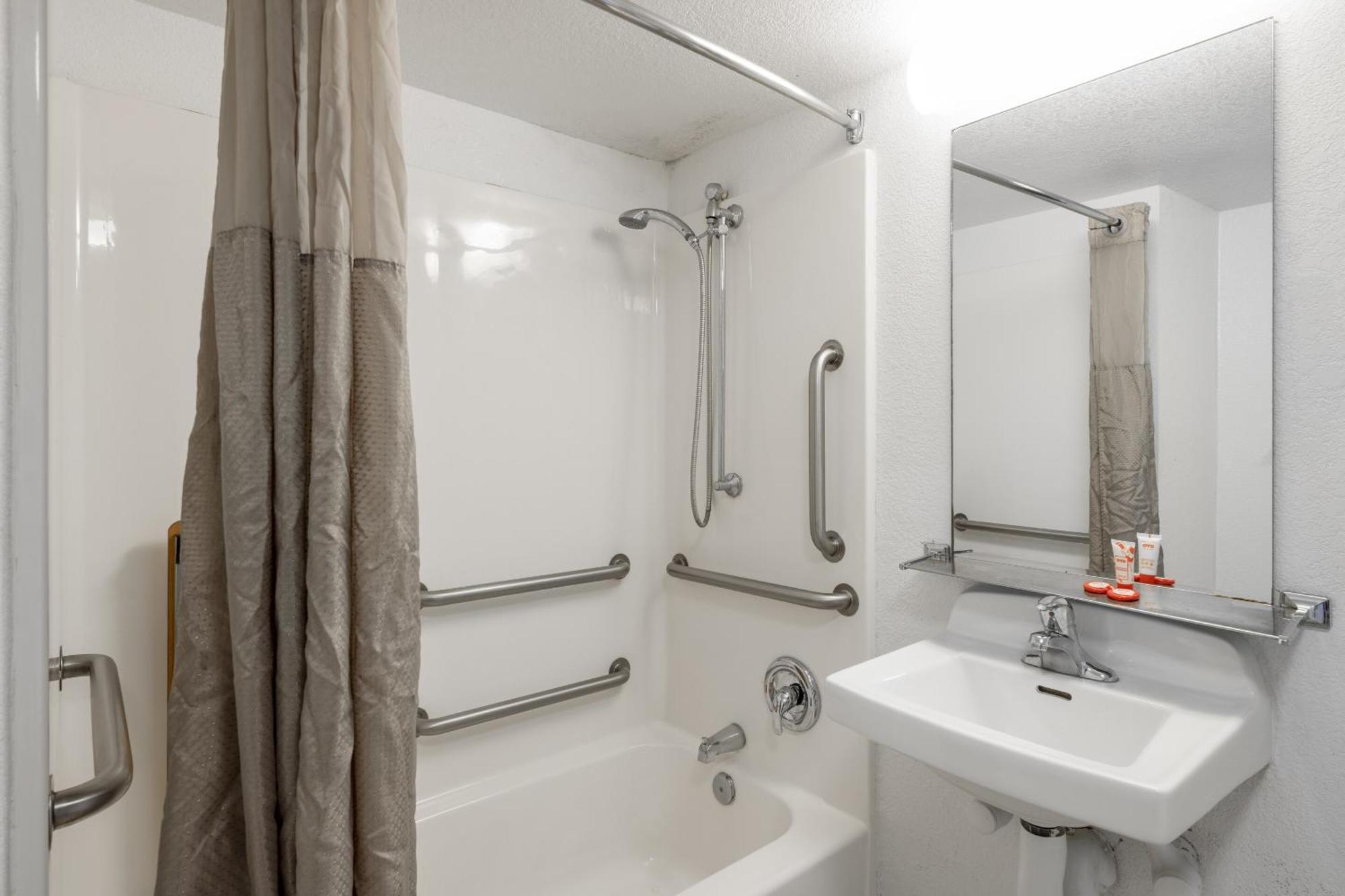 Oyo Hotel Houston Katy Freeway Exteriör bild